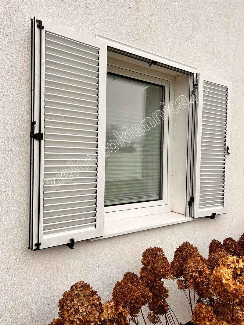 Okiennice rozwierne aluminiowe